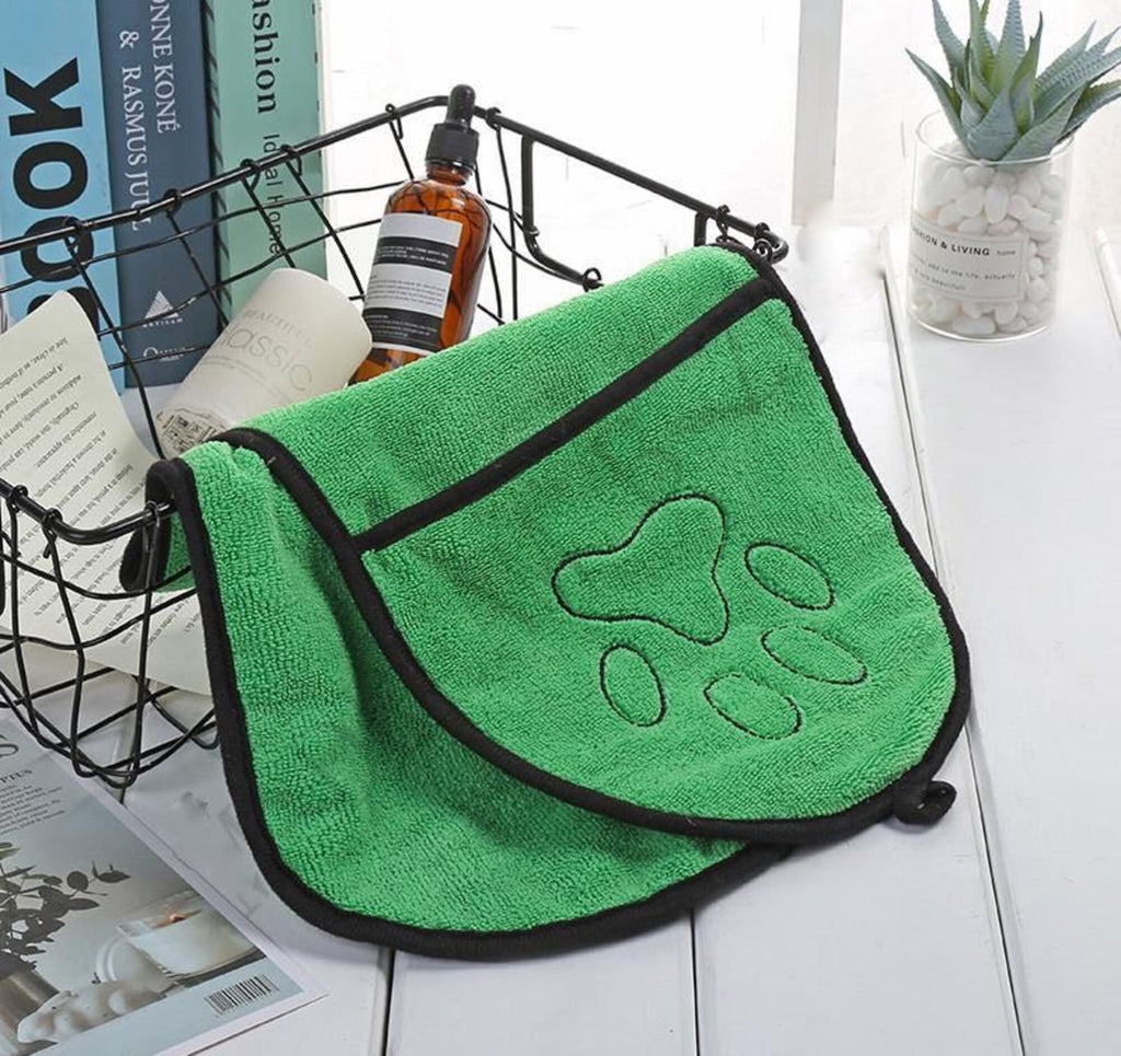 BeNat Pets. Hands-Free Pet Towel | Quick Dry After Bath or Walk | Furry Lovers Pet